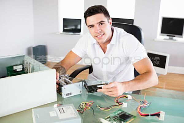 微笑與芯片 一位計算機工程師的日常